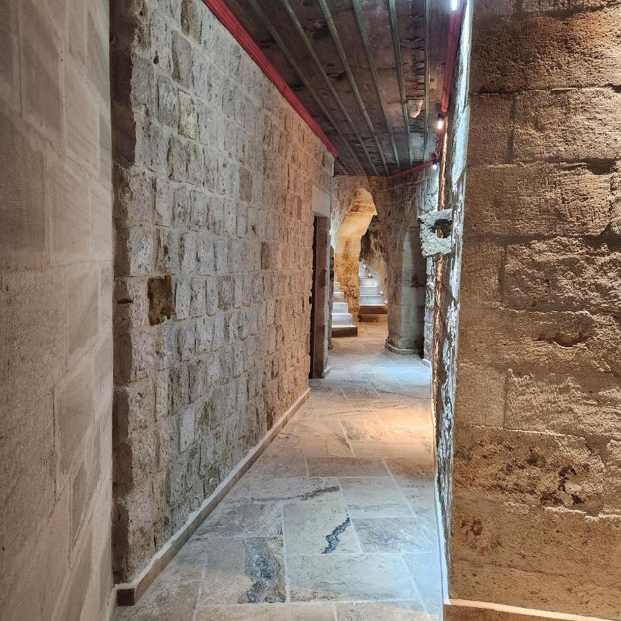 גורמה Noah'S Ark Cave Hotel מראה חיצוני תמונה