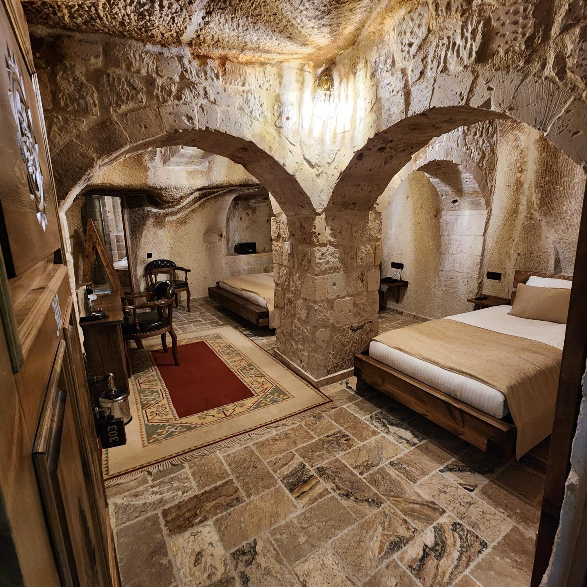 גורמה Noah'S Ark Cave Hotel מראה חיצוני תמונה