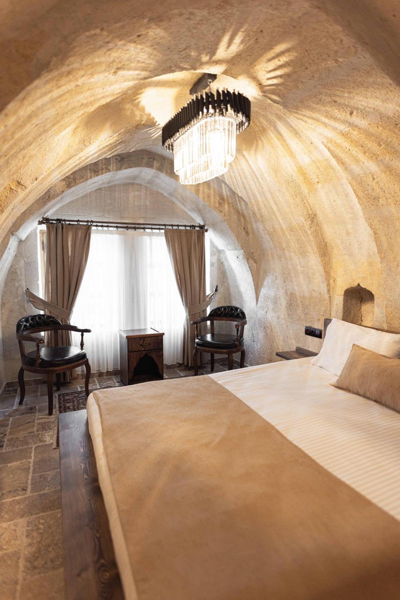 גורמה Noah'S Ark Cave Hotel מראה חיצוני תמונה